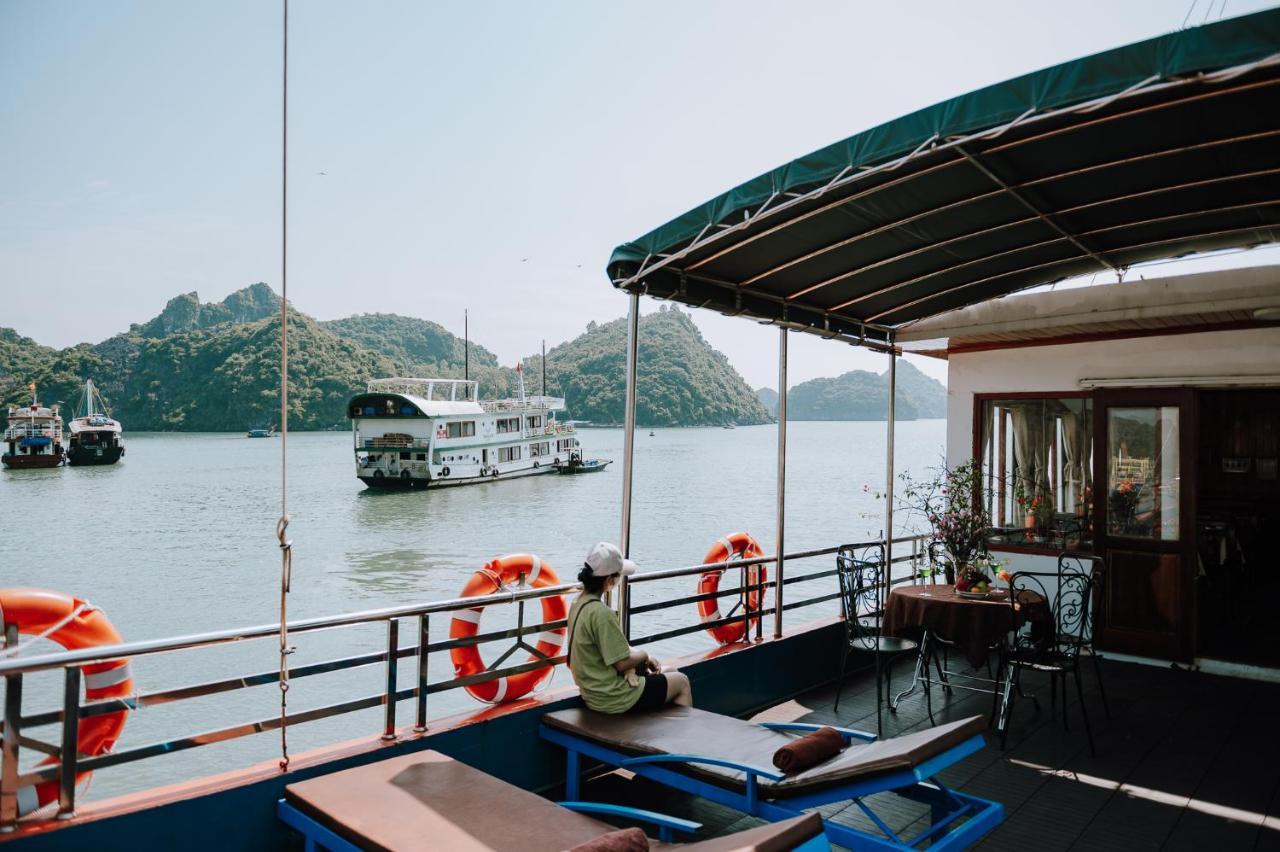 Cat Ba Bay Cruises Dong Khe Sau Exterior foto