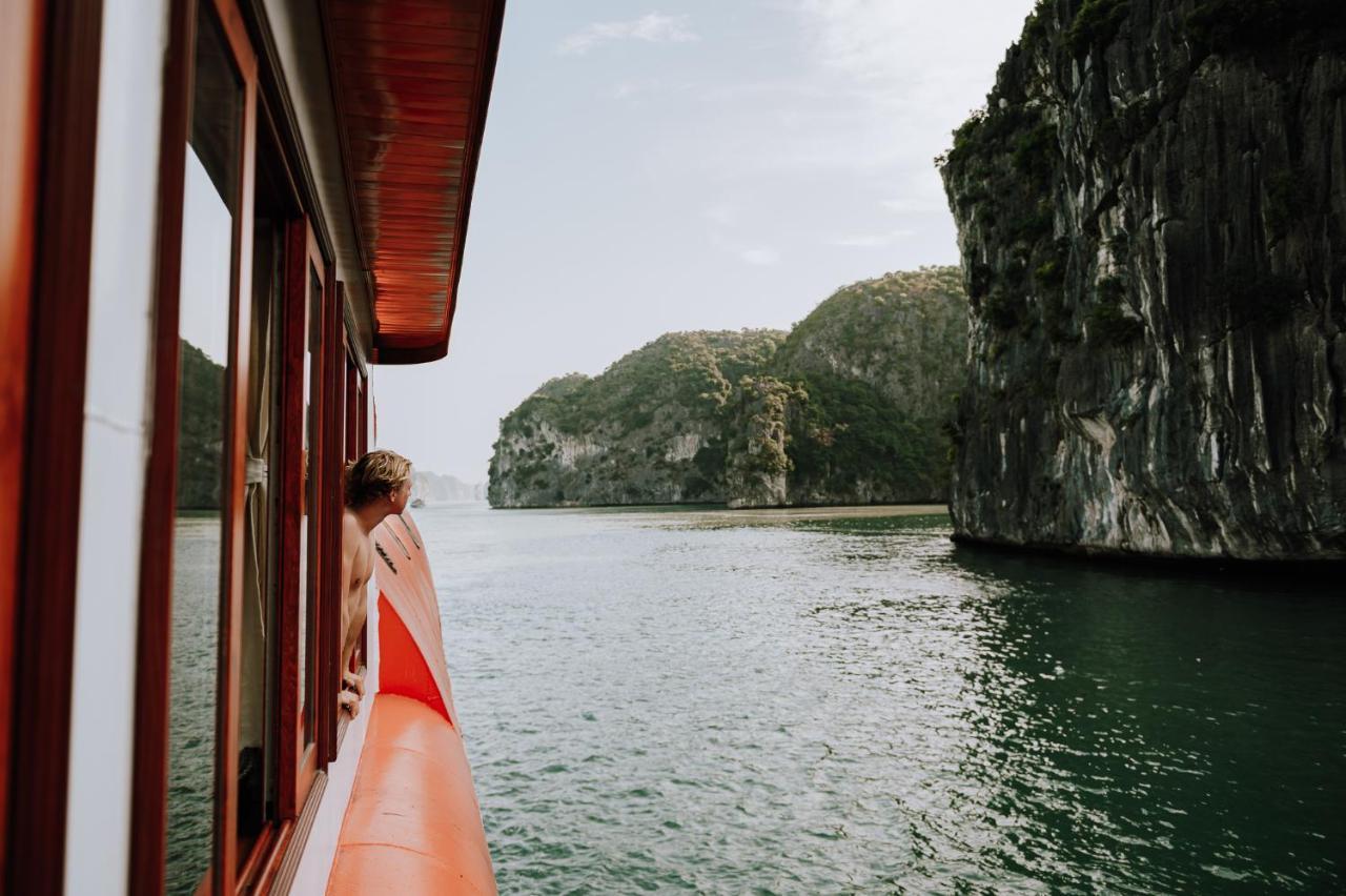 Cat Ba Bay Cruises Dong Khe Sau Exterior foto