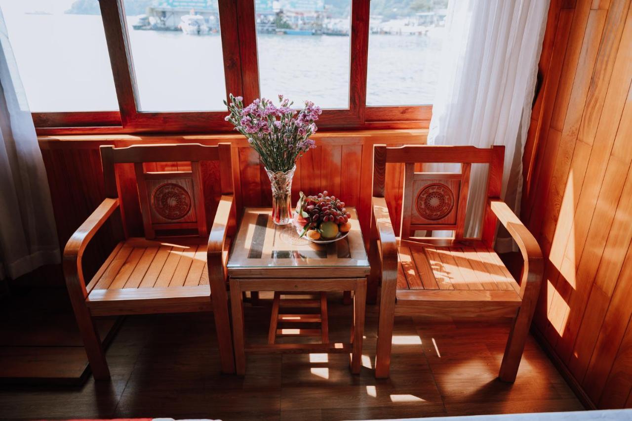 Cat Ba Bay Cruises Dong Khe Sau Exterior foto