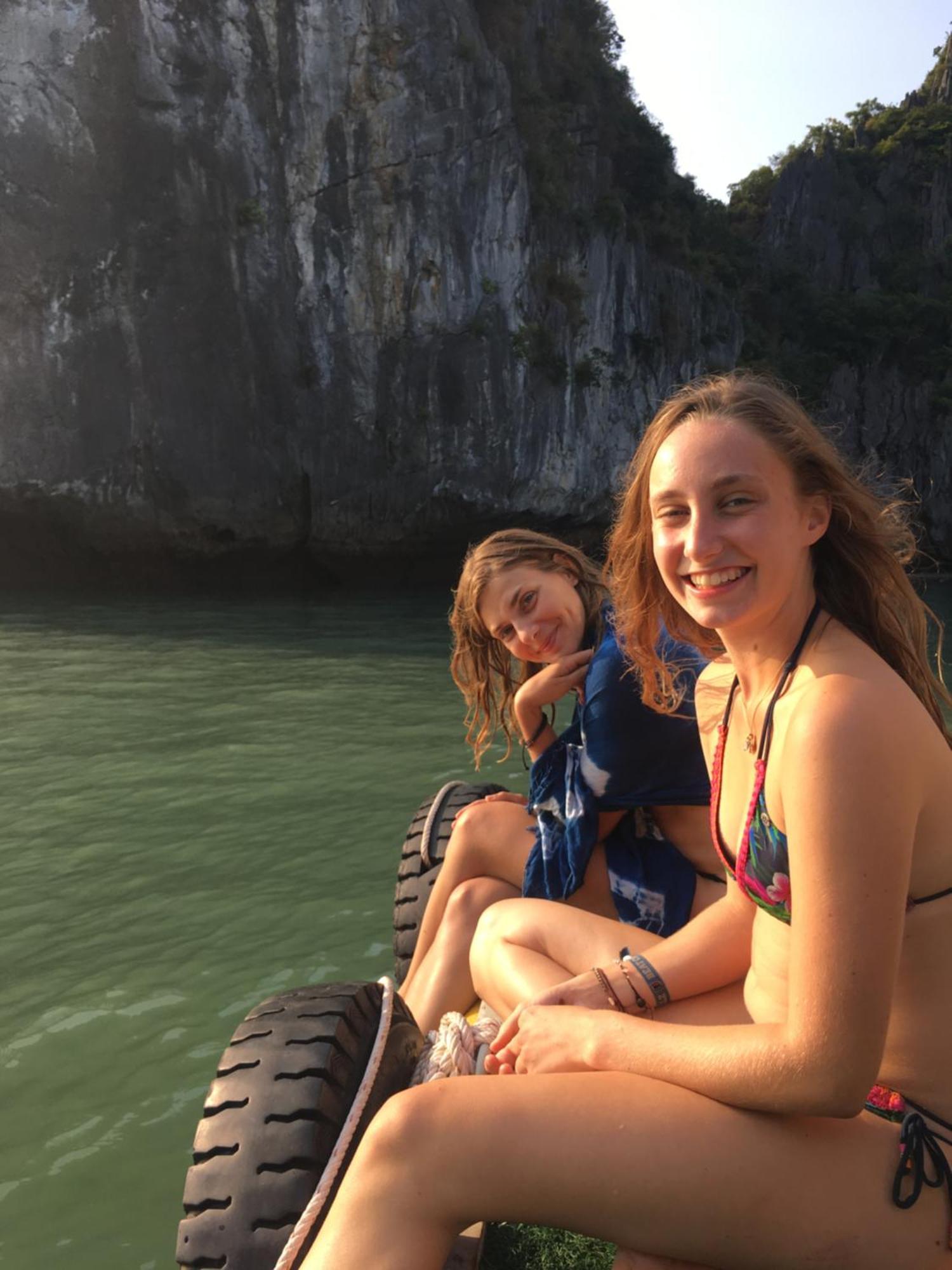 Cat Ba Bay Cruises Dong Khe Sau Exterior foto