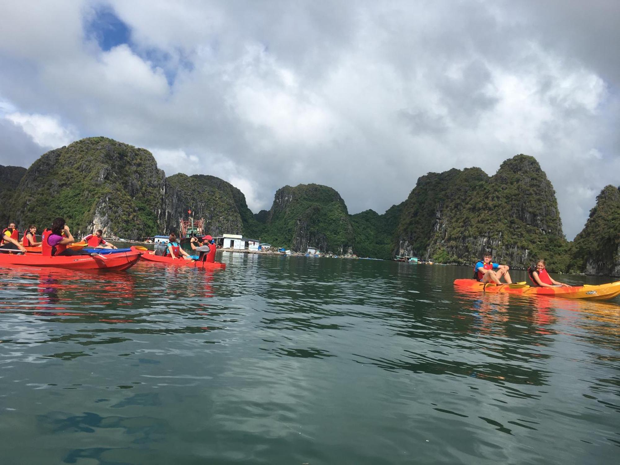 Cat Ba Bay Cruises Dong Khe Sau Exterior foto